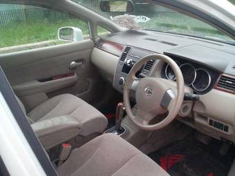 2005 Nissan Tiida Latio Photos