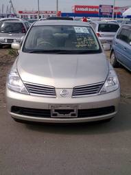 2005 Nissan Tiida Latio Photos