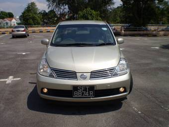 2005 Nissan Tiida Latio Photos