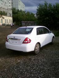 2005 Nissan Tiida Latio Pictures