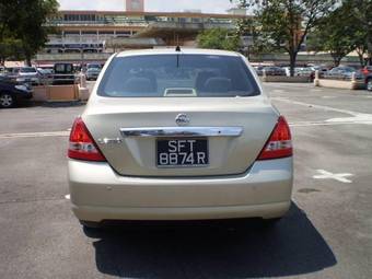 2005 Nissan Tiida Latio Photos