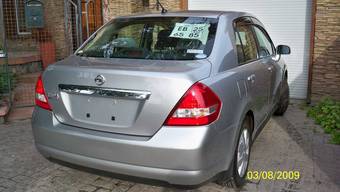 2005 Nissan Tiida Latio Photos