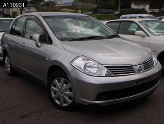 2005 Nissan Tiida Latio Pictures