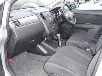 2005 Nissan Tiida Latio Photos