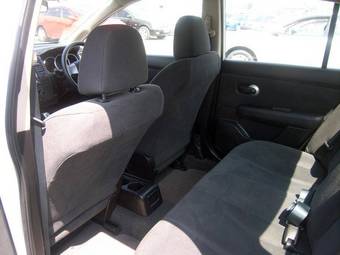 2005 Nissan Tiida Latio Pics