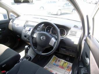 2005 Nissan Tiida Latio Pictures