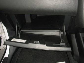 2005 Nissan Tiida Latio Pics