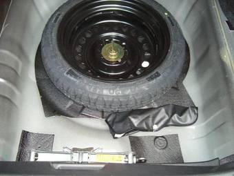 2005 Nissan Tiida Latio Photos
