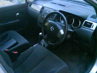 2005 Nissan Tiida Latio Photos