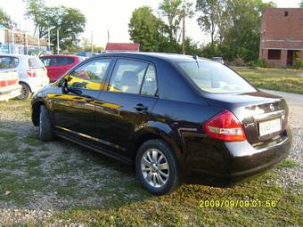 2005 Nissan Tiida Latio Photos