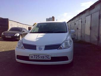 2005 Nissan Tiida Latio Pictures
