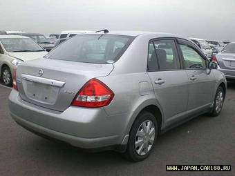 2005 Nissan Tiida Latio Pictures