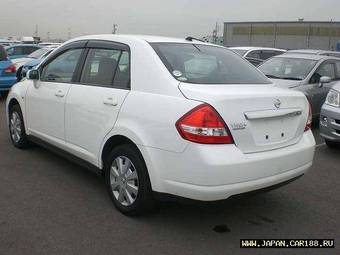 2005 Nissan Tiida Latio Pictures