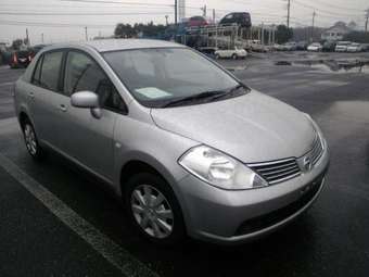 2006 Nissan Tiida Latio Photos