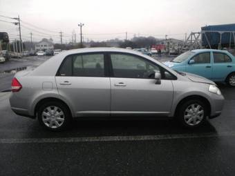 2006 Nissan Tiida Latio Photos