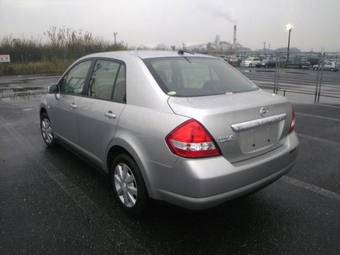 2006 Nissan Tiida Latio Photos