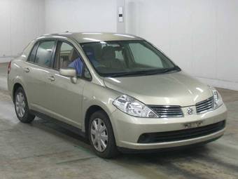 2006 Nissan Tiida Latio Pictures