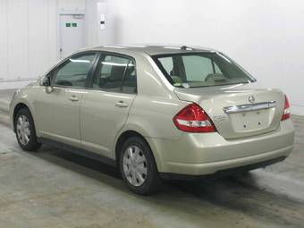2006 Nissan Tiida Latio Pictures