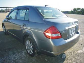 2006 Nissan Tiida Latio Photos