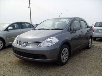2006 Nissan Tiida Latio Photos