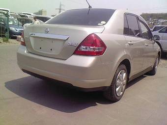 2006 Nissan Tiida Latio Wallpapers