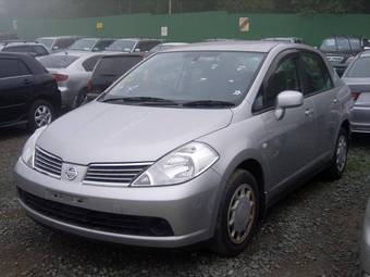 2006 Nissan Tiida Latio Photos