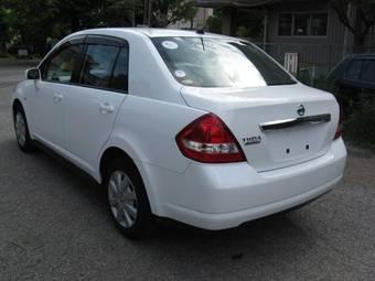 2006 Nissan Tiida Latio Photos