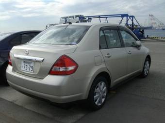 2006 Nissan Tiida Latio Photos