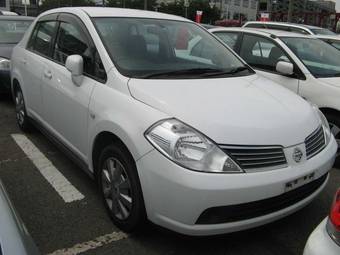 2006 Nissan Tiida Latio Photos