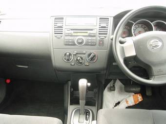 2006 Nissan Tiida Latio Pictures