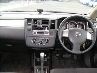 2006 Nissan Tiida Latio Pics