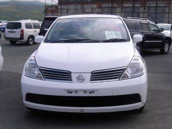 2006 Nissan Tiida Latio Photos