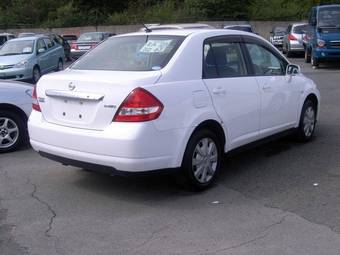 2006 Nissan Tiida Latio Photos