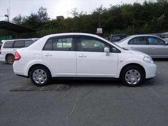 2006 Nissan Tiida Latio Images
