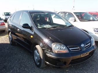 1998 Nissan Tino