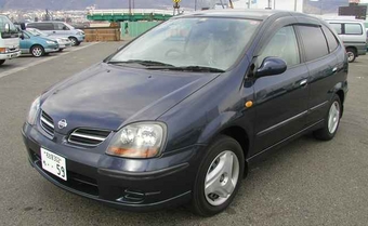 1999 Nissan Tino