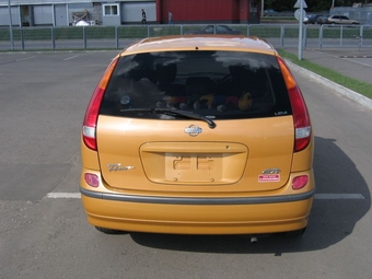 1999 Nissan Tino