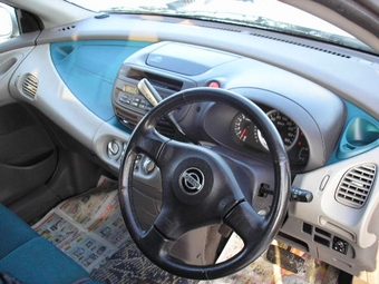 Nissan Tino