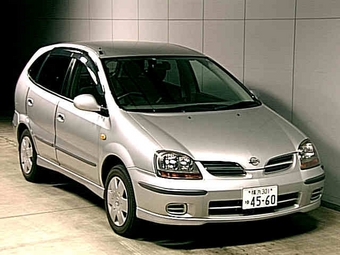 1999 Nissan Tino