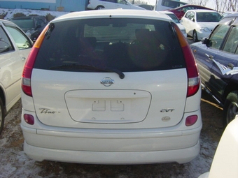 1999 Nissan Tino
