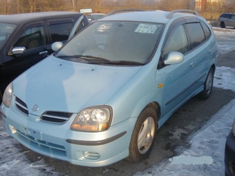 1999 Nissan Tino