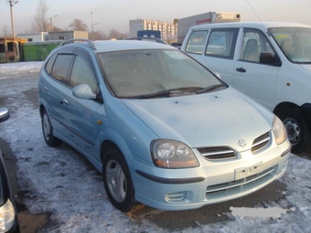 Nissan Tino