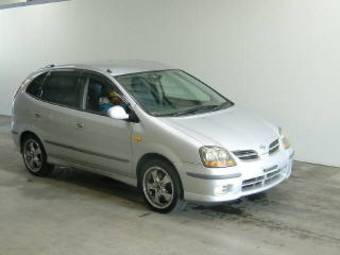 1999 Nissan Tino