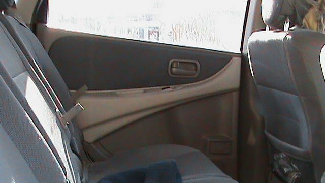 1999 Nissan Tino