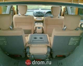 Nissan Tino