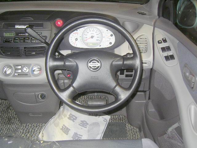 1999 Nissan Tino For Sale