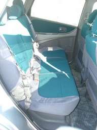 1999 Nissan Tino Pictures