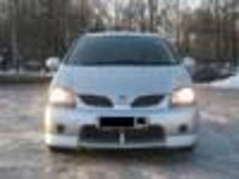 1999 Nissan Tino Photos