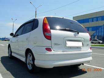 1999 Nissan Tino For Sale
