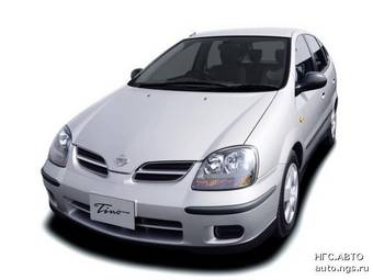 1999 Nissan Tino Images